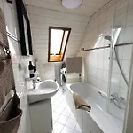 Dg-wohnung Mit Sonnigem Balkon דירה מרבורג